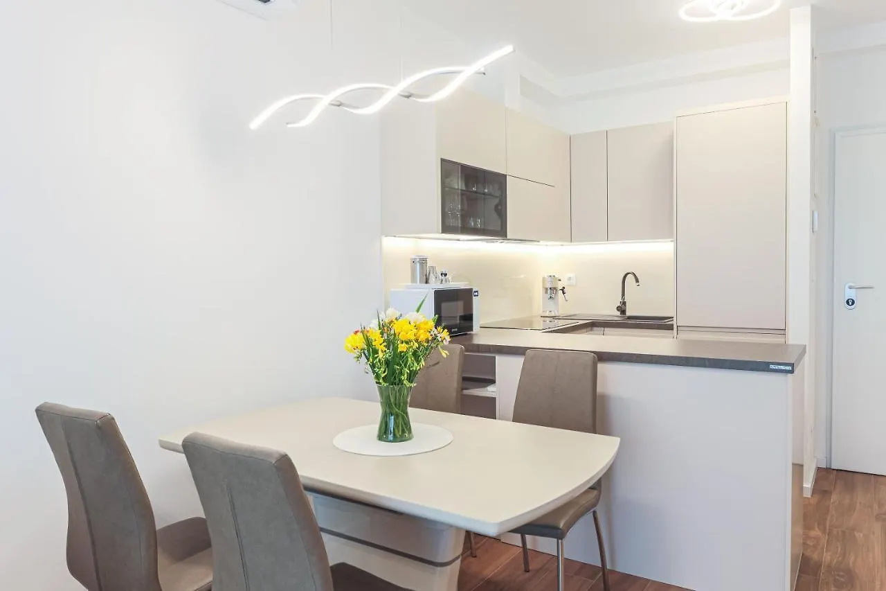 Apartment Suzana 스플리트 0*,  크로아티아